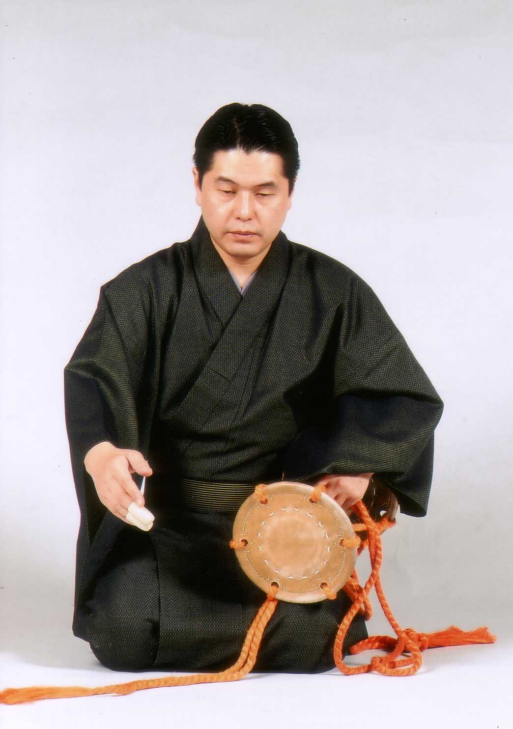 小鼓和楽器 ぬし藤 小鼓 裏皮 一枚 ぬし藤 鈴木能楽器店製 大極上 | 古美術ささき